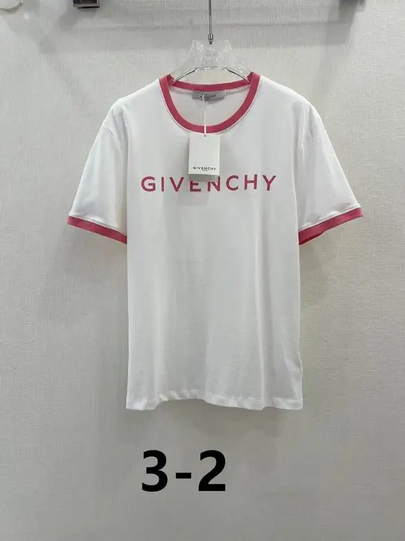 Givenchy 1026