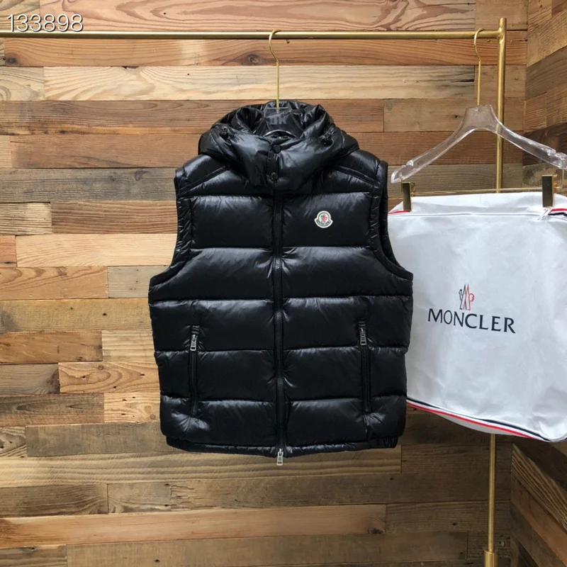 Moncler sz1-5 26yr64