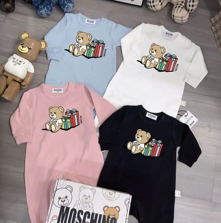 Moschino sz59 66 73 80 85 90 33