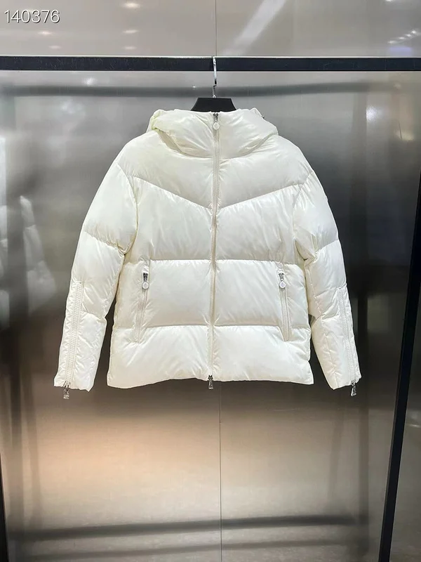 Moncler sz1-4 26yr90