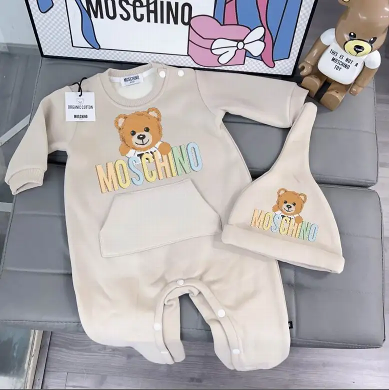 Moschino sz59 66 73 80 90 82