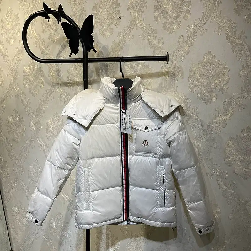 Moncler sz1-5 26yr203