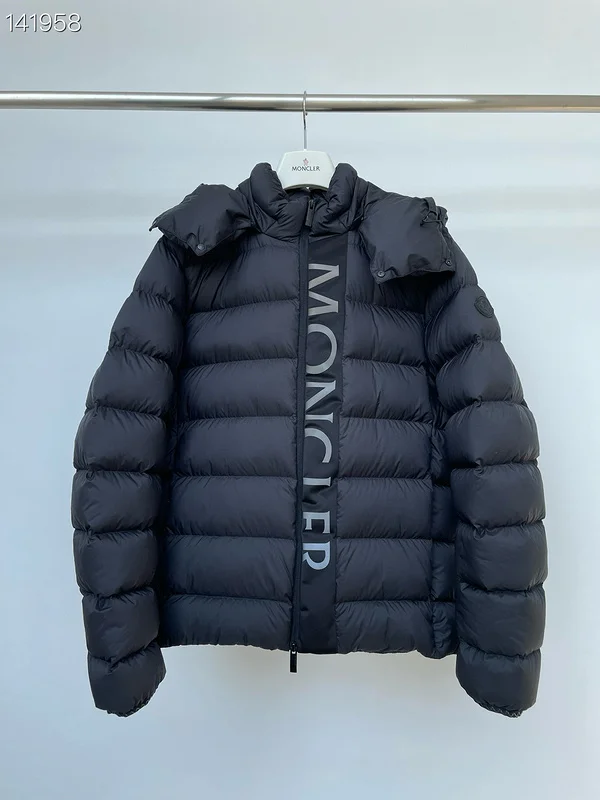 Moncler sz1-5 26yr229