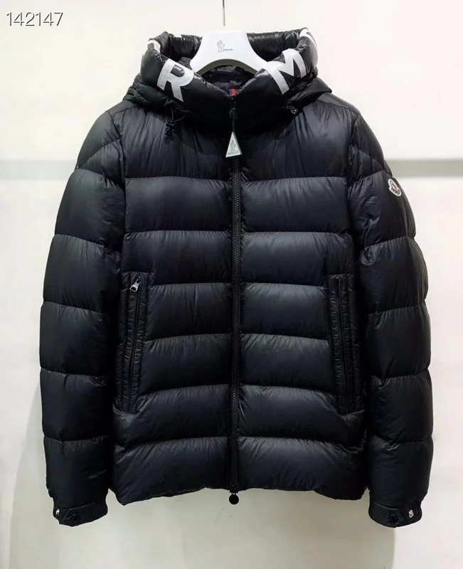 Moncler sz1-5 26yr230
