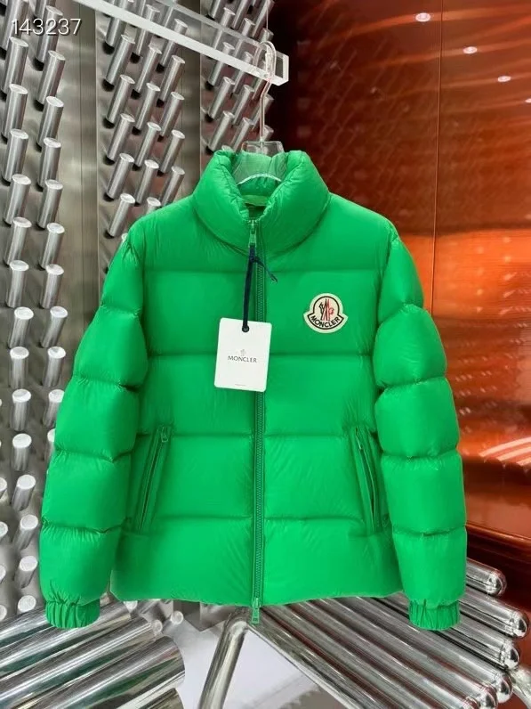 Moncler sz1-5 26yr271