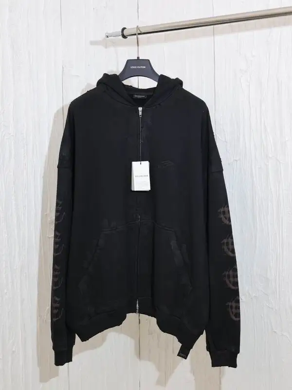 Balenciaga S-XL wdtr10
