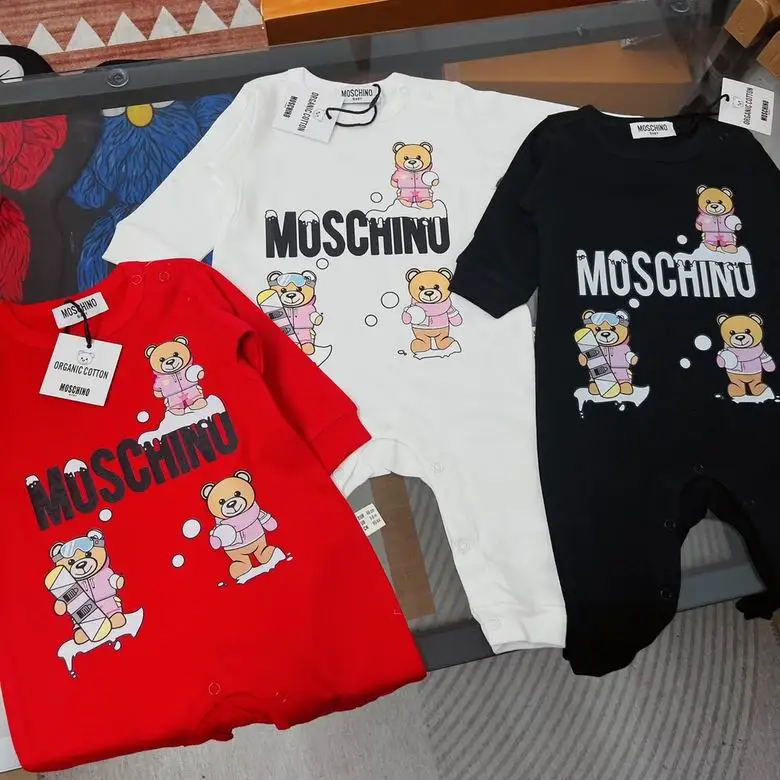 Moschino sz59 66 73 80 85 90 107