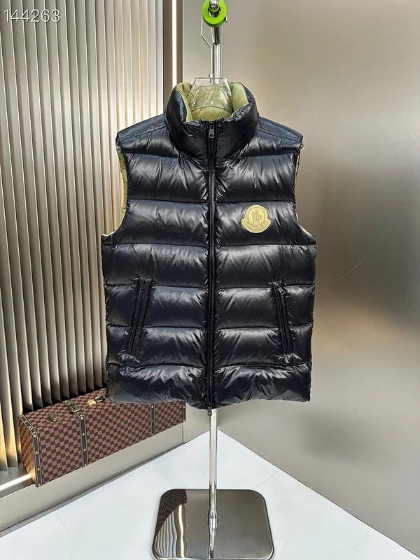 Moncler sz1-5 26yr323