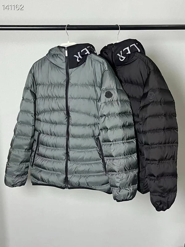 Moncler sz1-5 26yr325