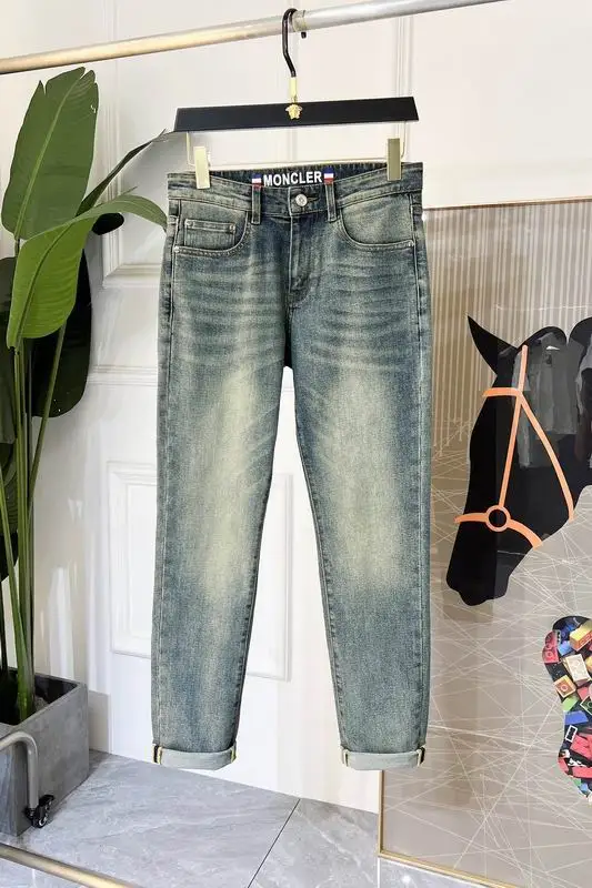 Moncler sz29-40 j4tx03