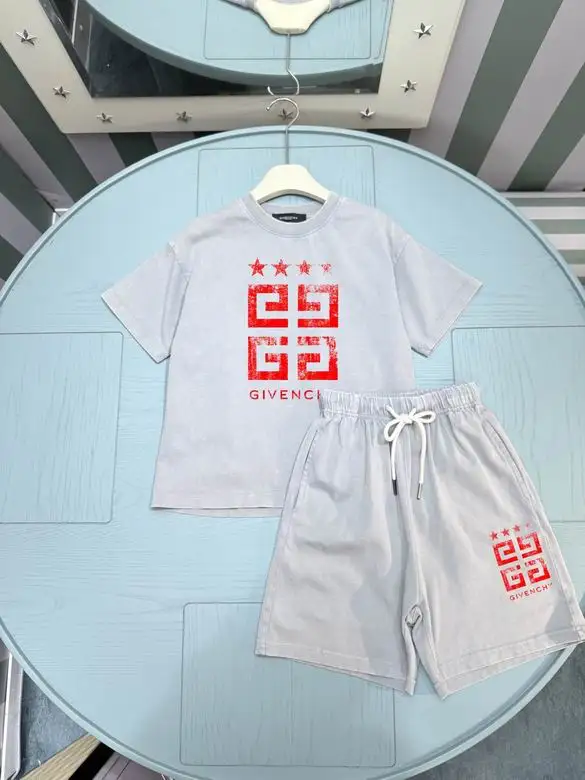 Givenchy sz110-160 26