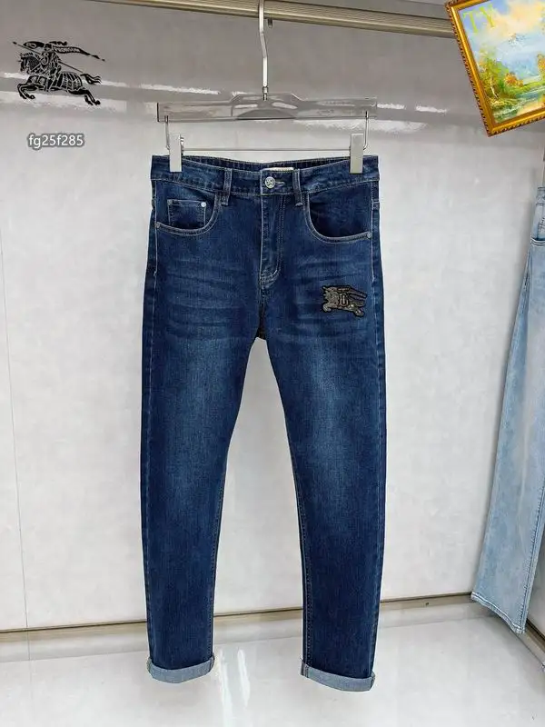 Burberry sz28-38 25tr101