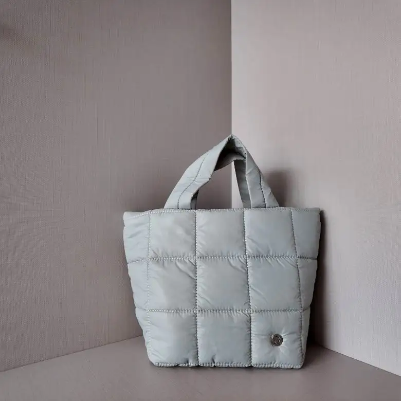 Lululemon 21.9x14.6x21.9cm 5L 2C AO