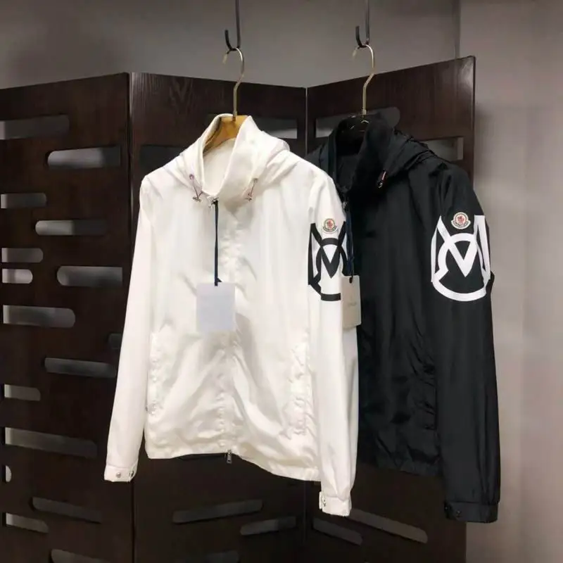 Moncler sz1-5 8qx205