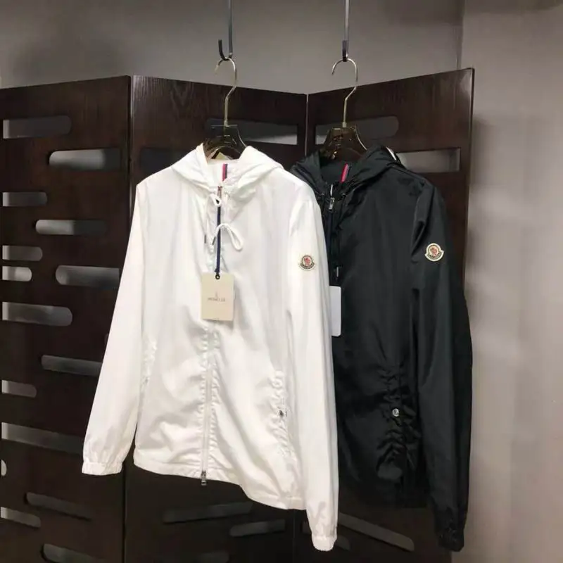 Moncler sz1-5 8qx209