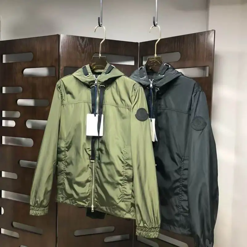 Moncler sz1-5 8qx213