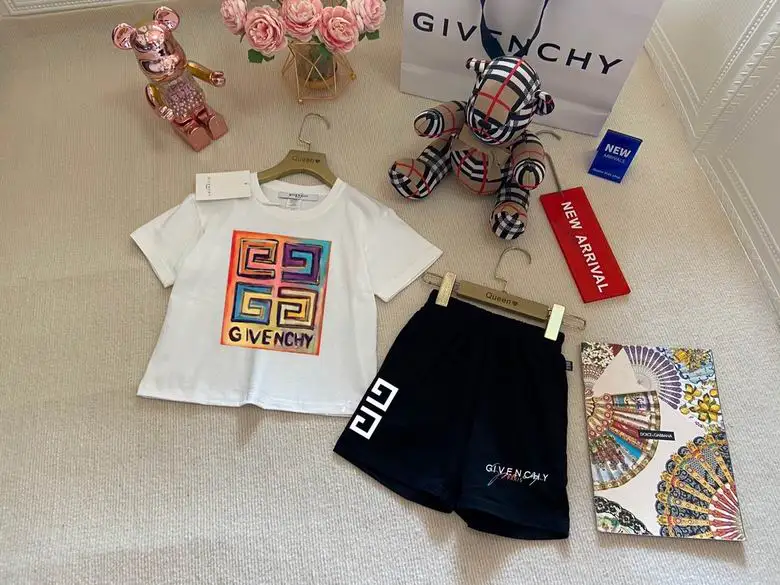 Givenchy sz110-150 53