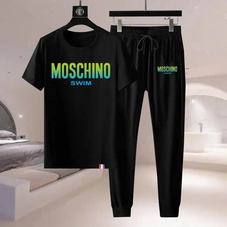 Moschino Pieces Short 0710
