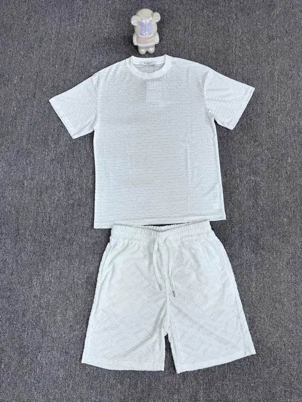 Givenchy XS-L hltx65