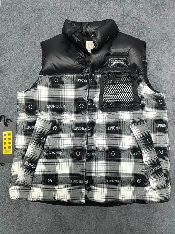 Moncler sz1-5 24cx03