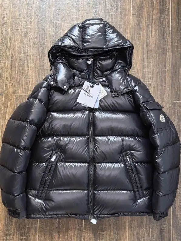 Moncler sz1-5 24cx13