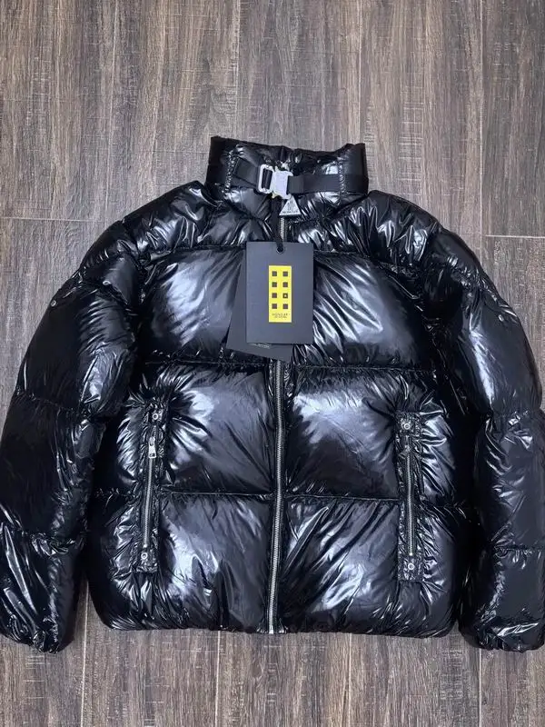 Moncler sz1-5 24cx22