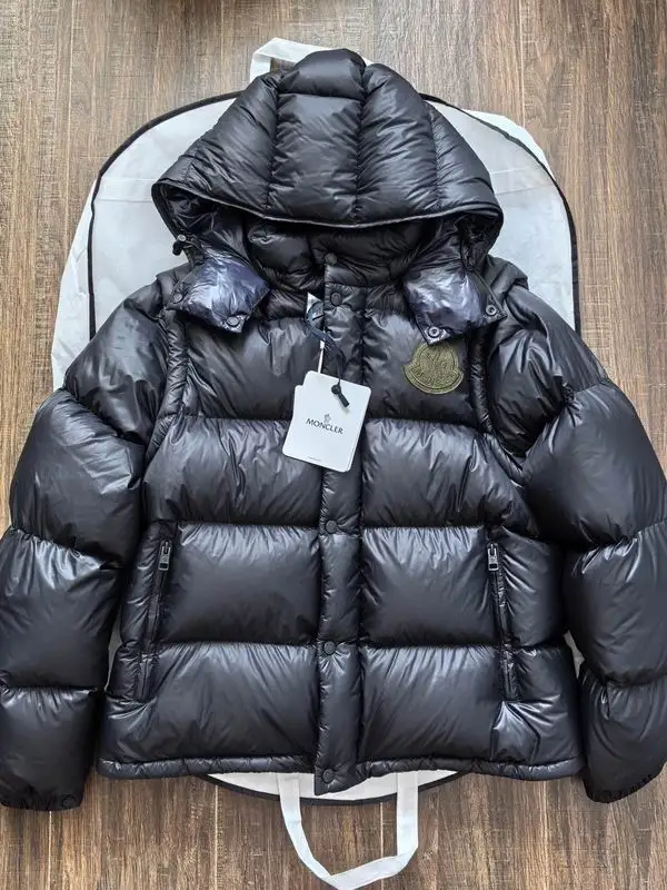 Moncler sz1-5 24cx23