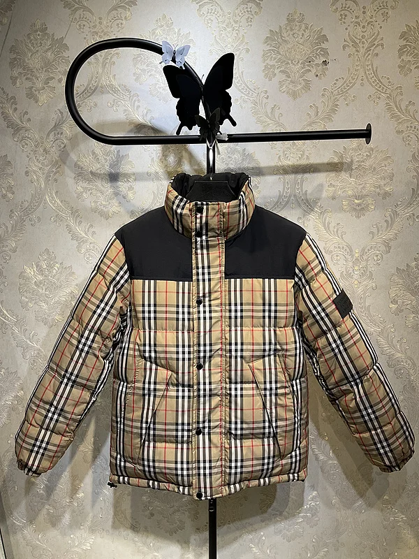 Burberry S-XL 26yr20