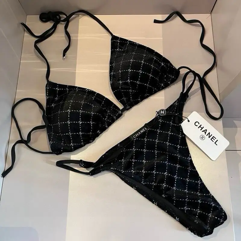 Chanel S-XL 82