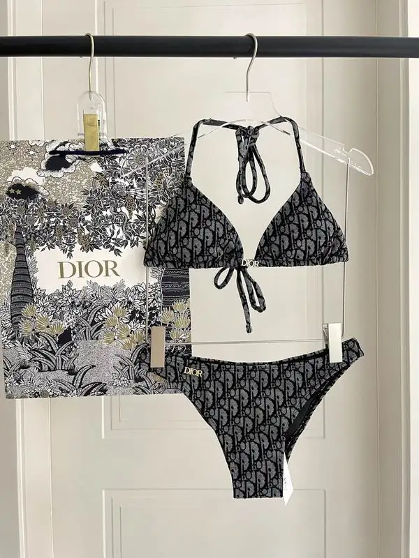 Dior S-XL 235