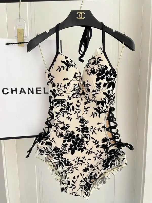 Chanel S-XL 124