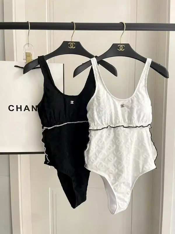 Chanel S-XL 142