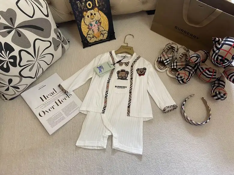 Burberry sz59 66 73 80 90 100 19