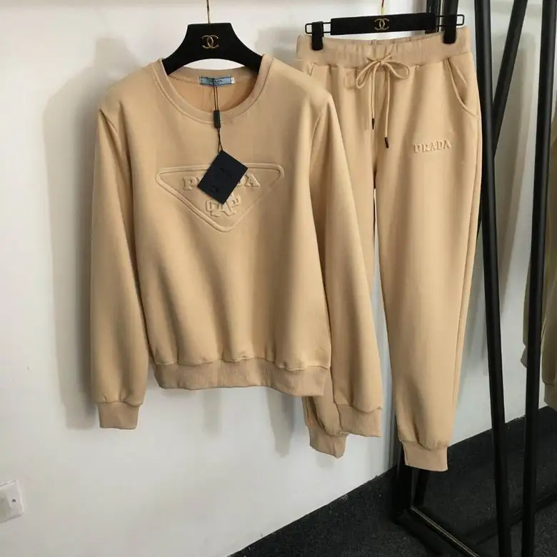 Prada S-XXL 147
