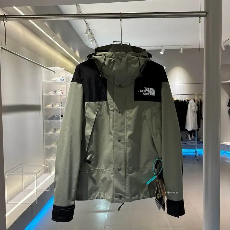 The North Face Jacket 0922