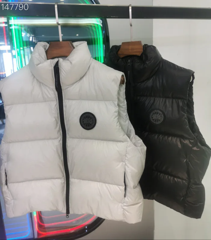 Canada Goose XS-XL 26yr79