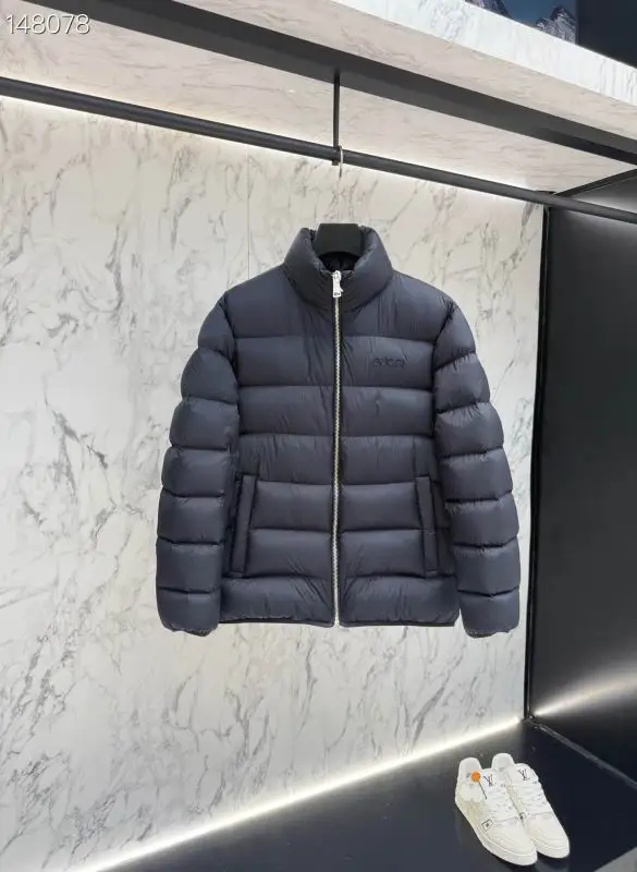 Gucci sz48-56 26yr24