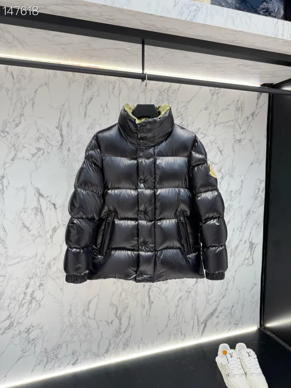 Moncler sz1-5 26yr105