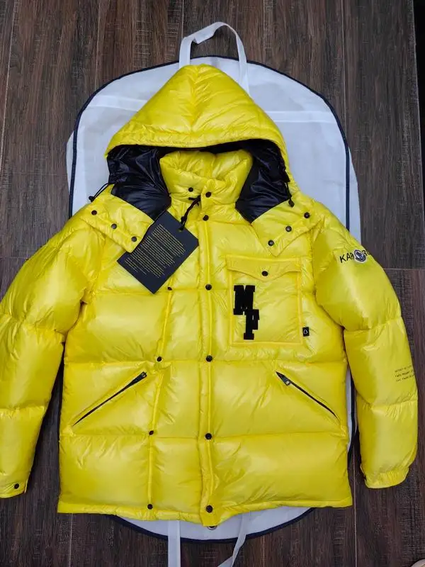 Moncler sz1-6 24cr104