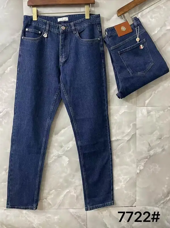 Moncler sz30-40 13xr85