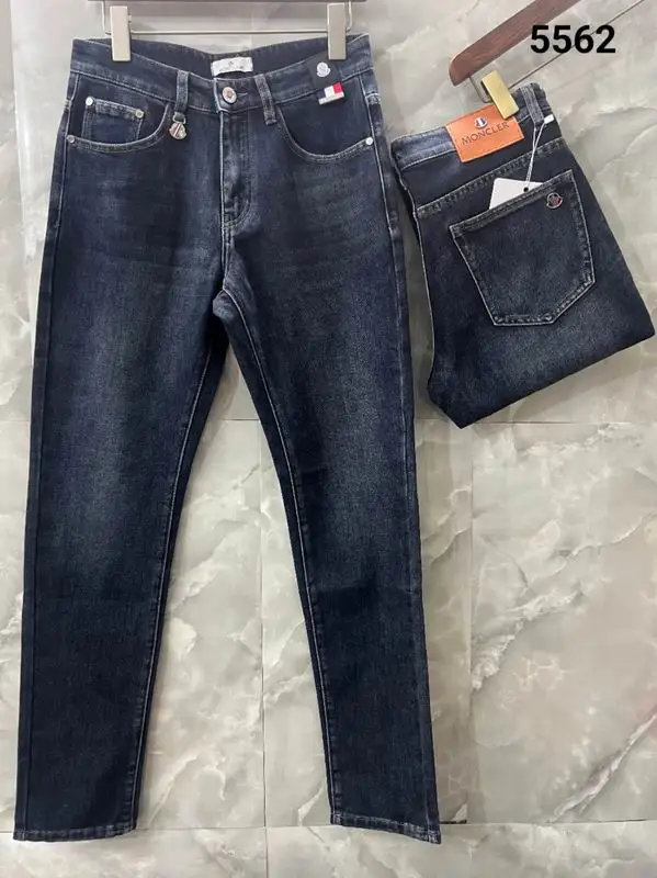 Moncler sz30-40 13xr88