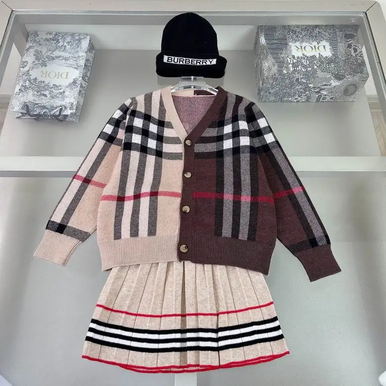 Burberry sz110-160 349