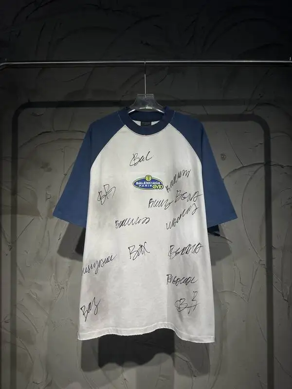Balenciaga T Shirt xjt