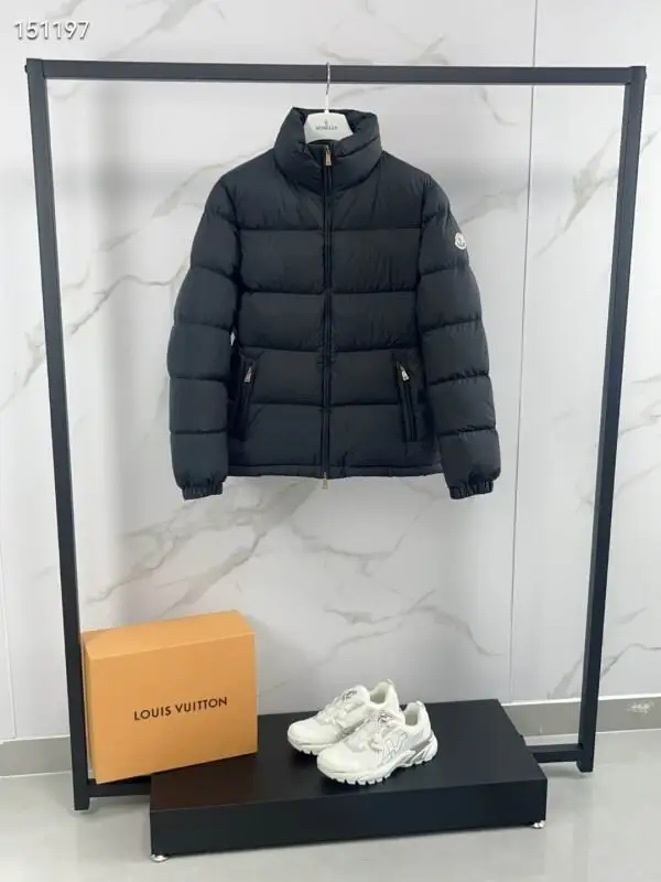 Moncler sz1-4 26yr189