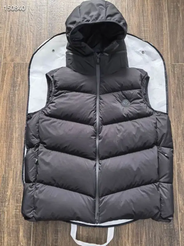 Moncler sz1-5 26yr295