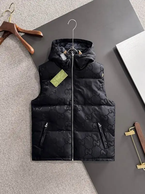 Gucci sz42-50 dltx51