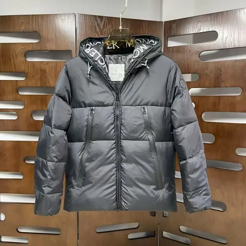 Moncler sz1-6 8qx79