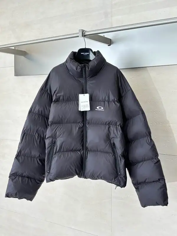 Balenciaga XS-M wdtr06
