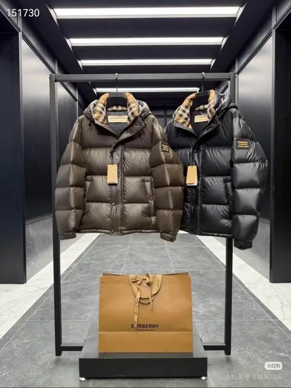 Burberry sz48-56 26yr115