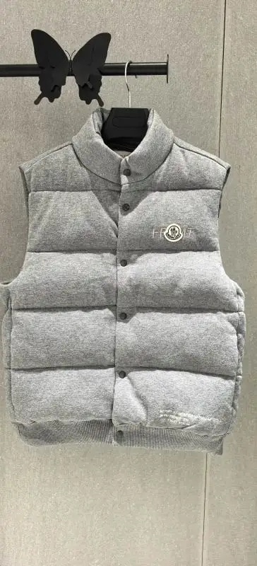 Moncler sz0-3 26yr332